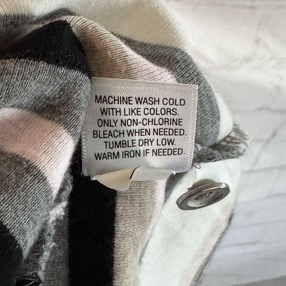 Croft & Barrow 3/4 Sleeve Gray and Pink Striped Shirt, Medium, Pre-owned - Picture 5 of 5